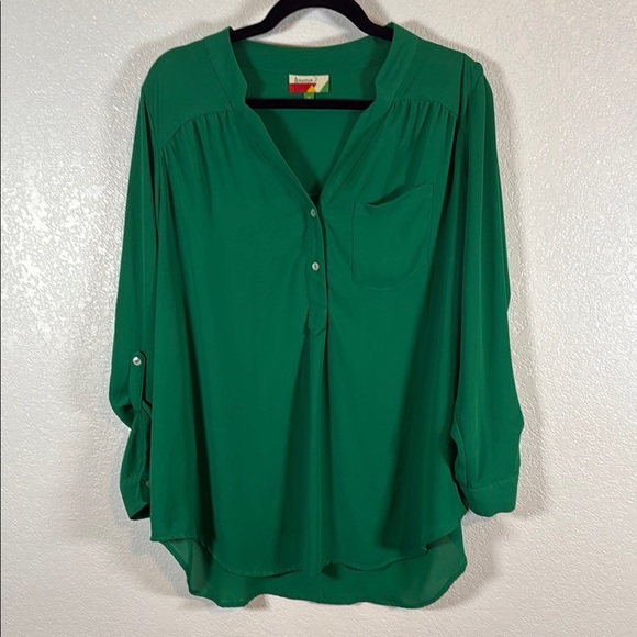 ModCloth Fervour Kelly Green Roll Tab Sleeves Blouse Mother of Pearl Buttons 1X - Picture 1 of 8